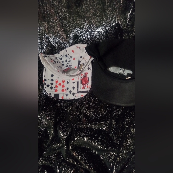 Poker caps - Picture 4 of 4